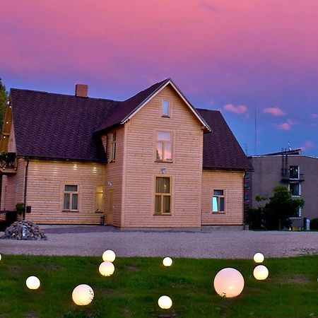 Viesu Maja Janis Hotel Madona Kültér fotó