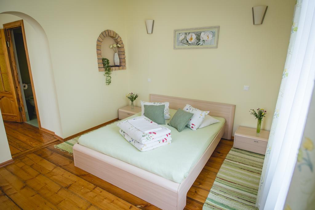 Viesu Maja Janis Hotel Madona Szoba fotó