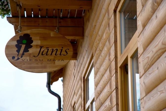 Viesu Maja Janis Hotel Madona Kültér fotó